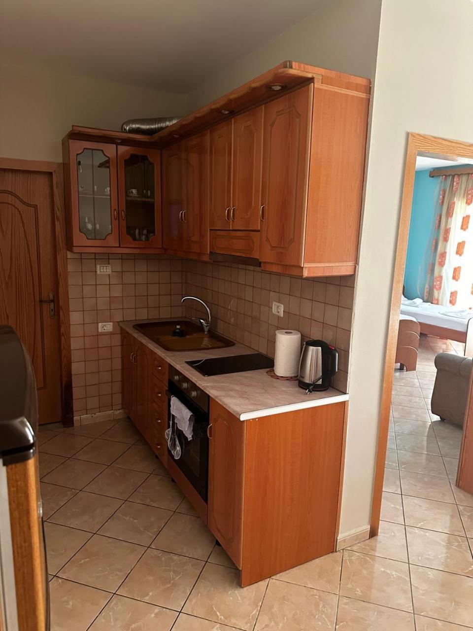Boni Apartments Himare Luaran gambar